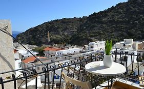 Argyro Studios And Apartments